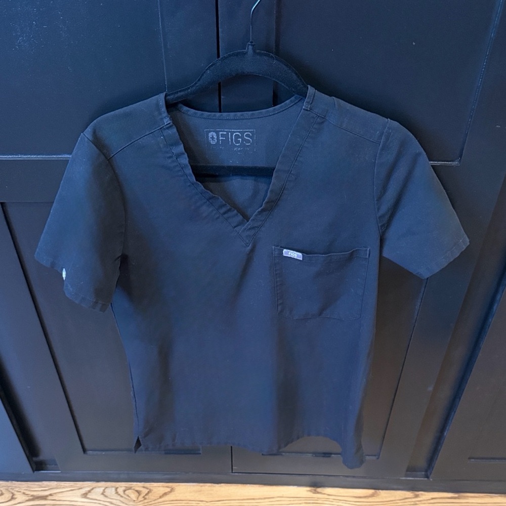 Figs black V-Neck Scrub Top